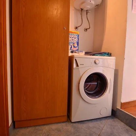 Flora - Family With Terrace In Centre Of Apartment *