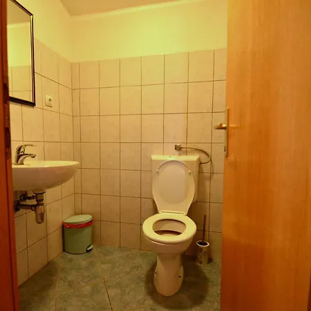 Flora - Family With Terrace In Centre Of Apartment *